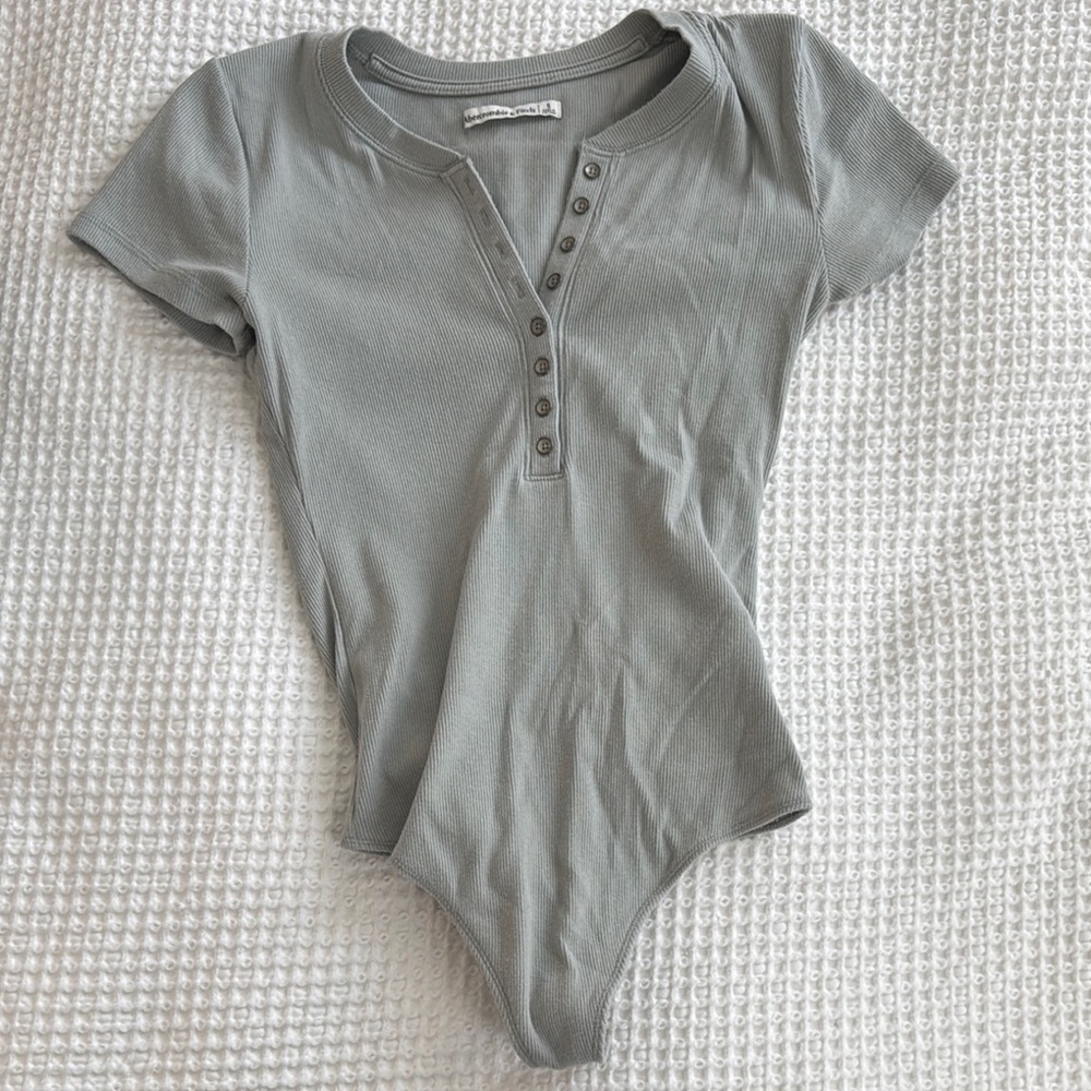 Sage Short Sleeve Henley Bodysuit